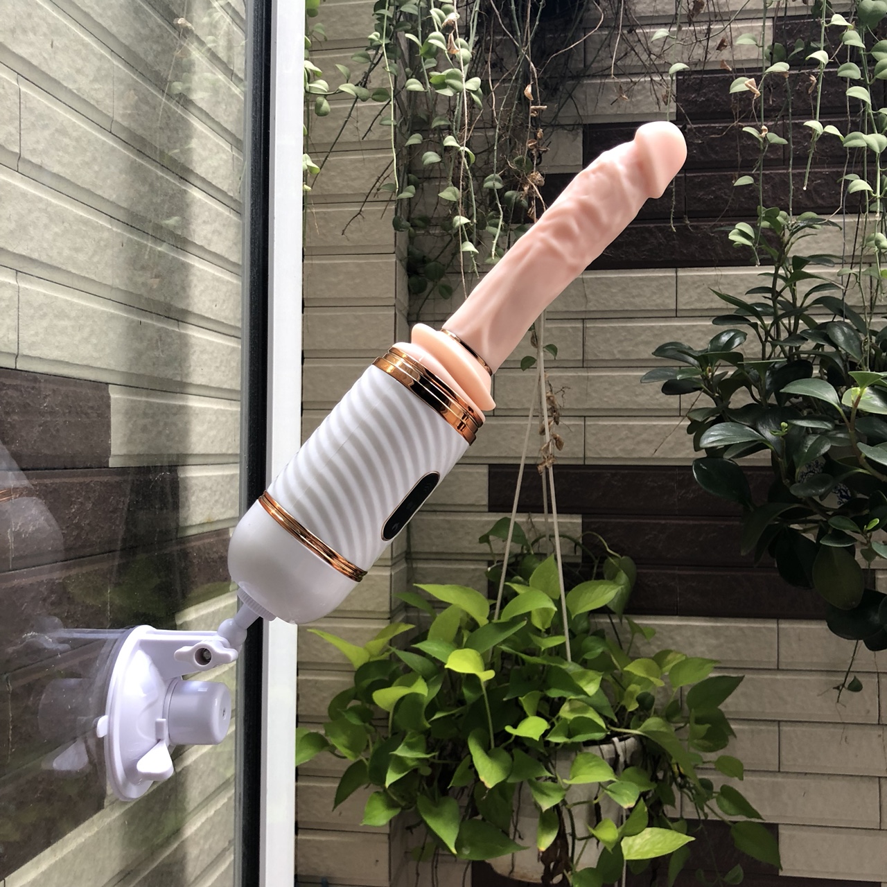  Giá sỉ Dương vật giả hít tường thụt 4cm cực mạnh loại tốt